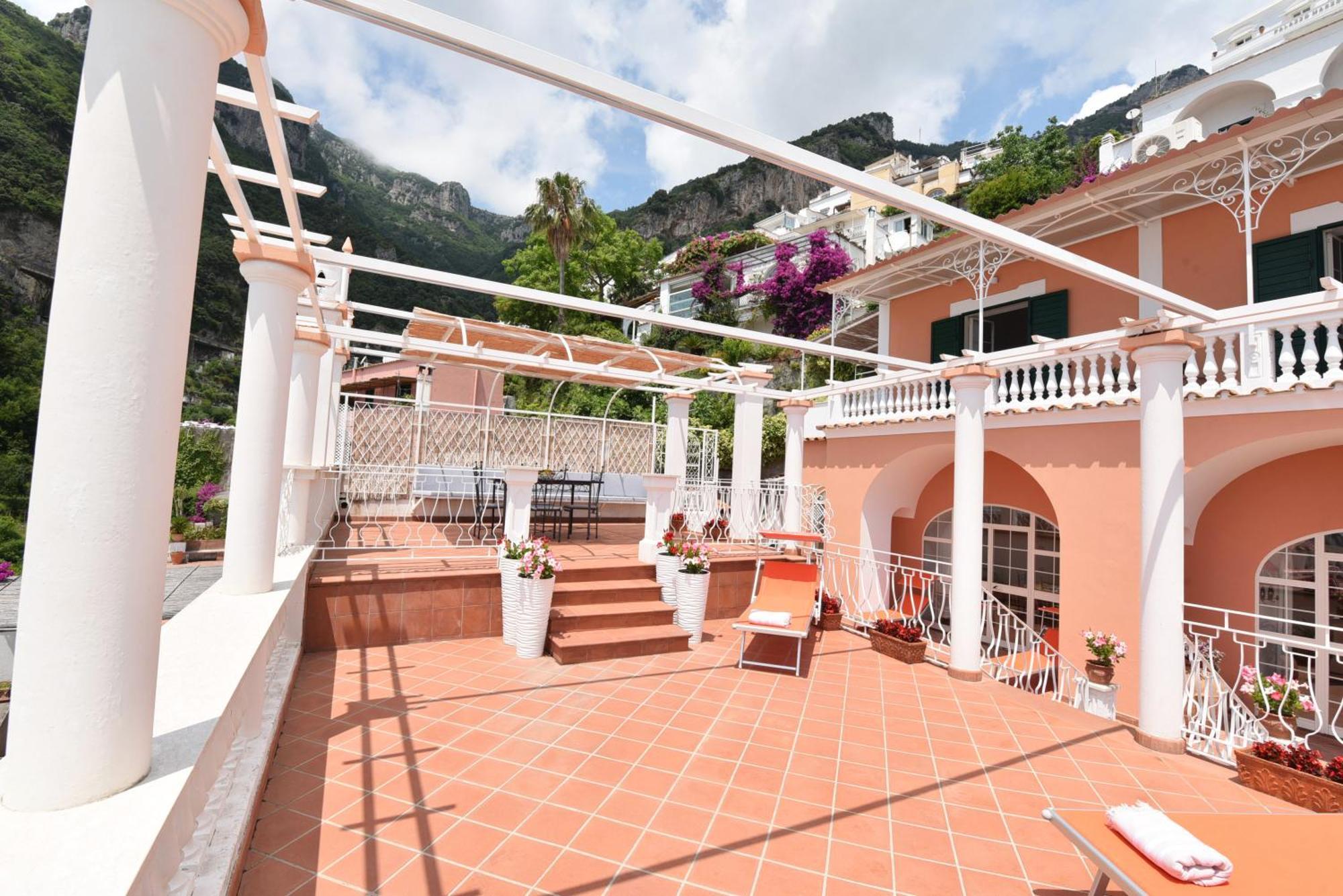 Villa Sunshine Positano Room Exterior photo